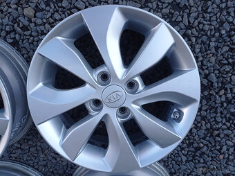4x100 Kia Rio 5,5Jx15 ET36 alu disky - 2