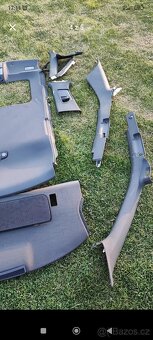 Černá stropnice Audi A4 LIMITOVANÁ EDICE SE SUBWOOFriginál - 2