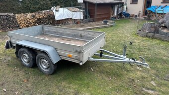 Dvounápravový přívěsný vozík 750 kg, 250×126 cm, nebrzděný - 2