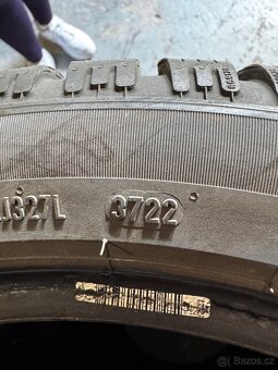 Zimní pneu 225/44 r17 Pirelli - 2