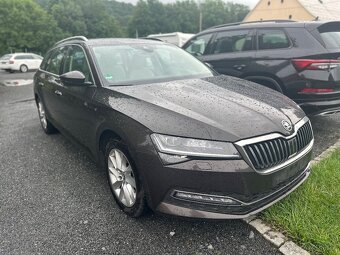 ŠKODA SUPERB FACE 2.0TDI 110 KW MATRIX TAŽNÉ 142tkm m2021 - 2