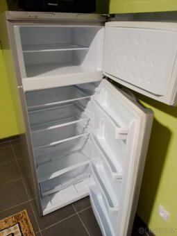 Lednice s mrazakem Indesit - 2