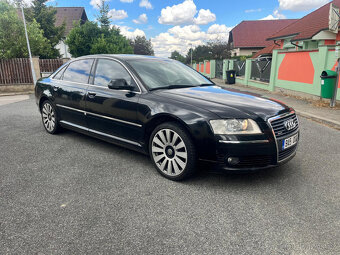 Audi A8, L 4.2 V8 - 2