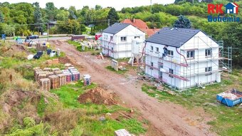 Prodej novostavby rodinného domu 4+kk v obci Klučov u Českéh - 2