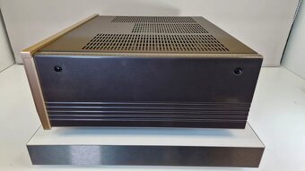 Accuphase E-380 integrovaný zesilovač - 2
