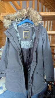 Teplá kabátkovitá zimní bunda - 2