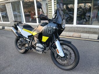 Husqvarna Norden 901 (2022/35000km) - 2