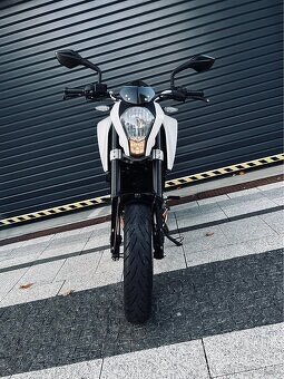 KTM DUKE 200 2014 A2 ZĽAVA - 2