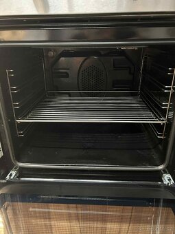 Vestavná multifunkční trouba - 2