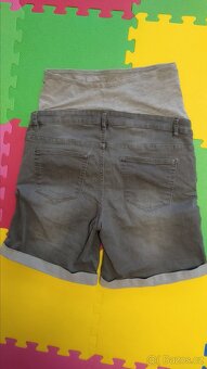 Těhotenské riflové kraťasy, vel. 40 - 2