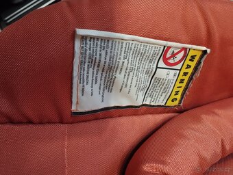 Autosedačka vajíčko - 2