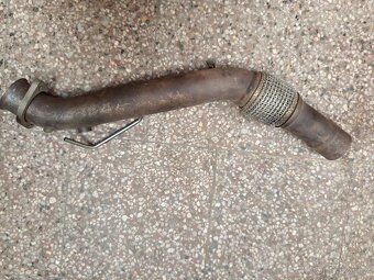 BMW E90 downpipe - 2