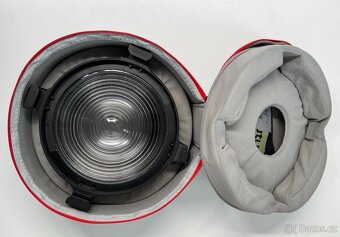 Aputure F10 fresnel - 2