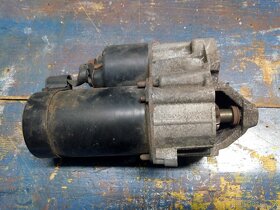 Startér Volvo V40/S40 - 2