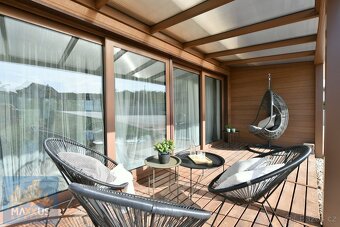 Prodej luxusního domu 5+kk/T (320 m2), pozemek 817 m2, Vysok - 2