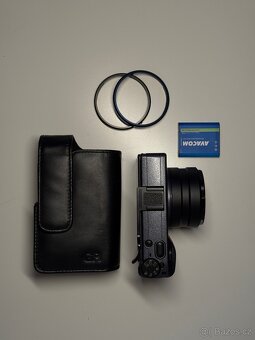 Ricoh grlllx Urban edition + příslušenství - 2