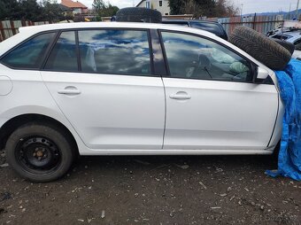 Zadní nárazník škoda RAPID + další díly - 2