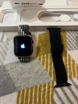 Apple watch SE 2022 44mm - 2