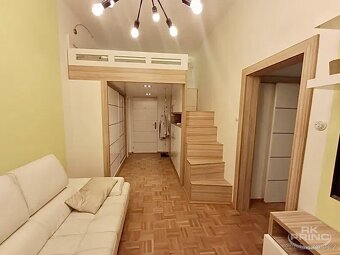Exkluzivní pronájem bytu 1+1, 29 m² – Praha 2 – Vyšehrad - 2