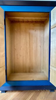 Skříň ručně malovaná ✔️ - 2