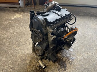 Prodám motor 1.9 TDI AUY - 2
