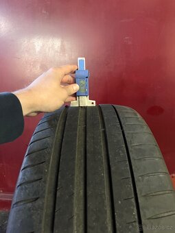 Letní pneu 245/45 R19 - 2
