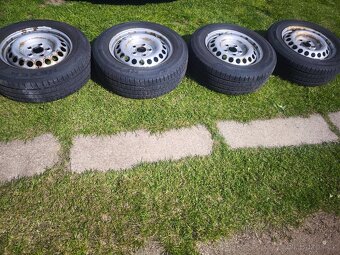Nazutá pěkná nezničená kola r16 5x120 včetně pneu 205/65 C - 2