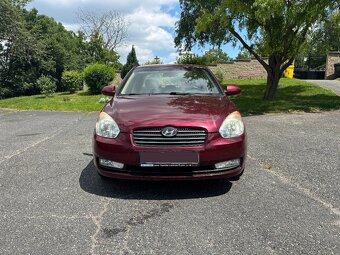 Hyundai Accent 2009 1.4i, 71kw, ČR, NOVÁ STK Servisováno, AC - 2