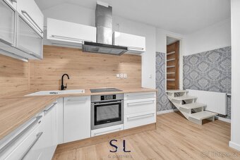 Podkrovní byt 3+1 s chytře řešeným prostorem – projekt Mlýns - 2