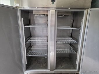 Chladicí skříň 1400 litru NEREZ LEDNICE - 2