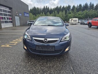 Opel Astra - 2