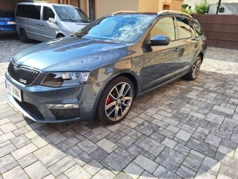 Octavia rs 135kw cuna 144 000 km - 2