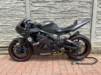 YAMAHA R6 - 2