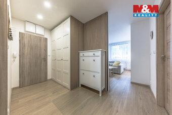Prodej bytu 3+kk s lodž. 63 m², Praha, ul. Veltruská-Prosek - 2