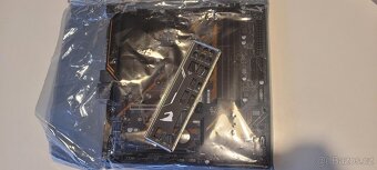 Základní deska GIGABYTE B365M AORUS ELITE - 2