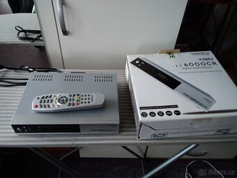 Digitální satelitní přijímač Topfield TF6000CR - 2