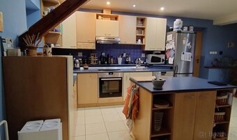 Velká kuchyně do L + ostůvek - 2