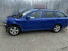 Skoda octavia 1.6tdi cr modra - 2