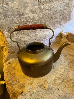 Stará mosazná konvička - 2