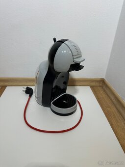 ☕Kávovar Nescafé Dolce Gusto Krups – šedý (starší model) - 2