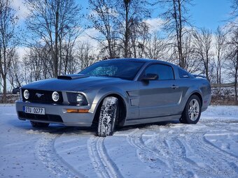 Ford mustang gt 4.6 V8, 2009, panorama - 2