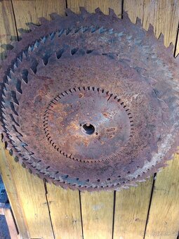 Prodám cirkulárku na 380 - 2