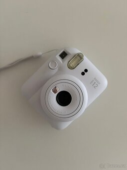 Fujifilm Instax mini 12 Clay White - 2