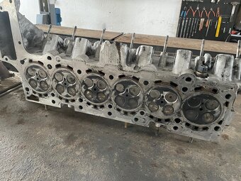 M57 306d2 hlava motoru - 2