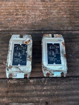 ŠKODA FAVORIT relé, spínač - 2