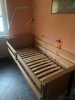 Zdravotní polohovací postel - 2