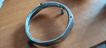 Jawa 90,rámeček př.světla - 2