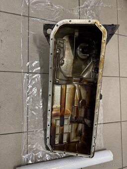 BMW E46 330i olejova vana M54B30 - 2