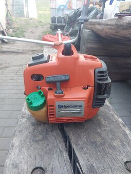 Husqvarna 323r - 2