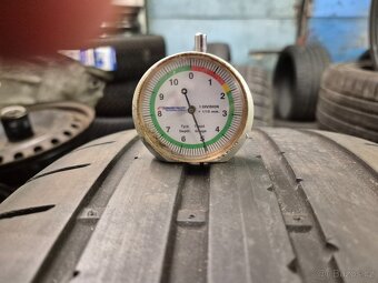 245/45 R18 GOODYEAR (4,5mm) č.16105/b6 - 2